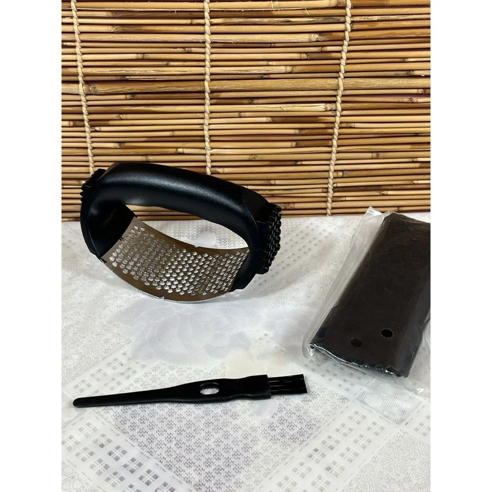 Garlic Press Rocker Mincer Chopper w/ Silicone Tubular Garlic Peeler & Brush New